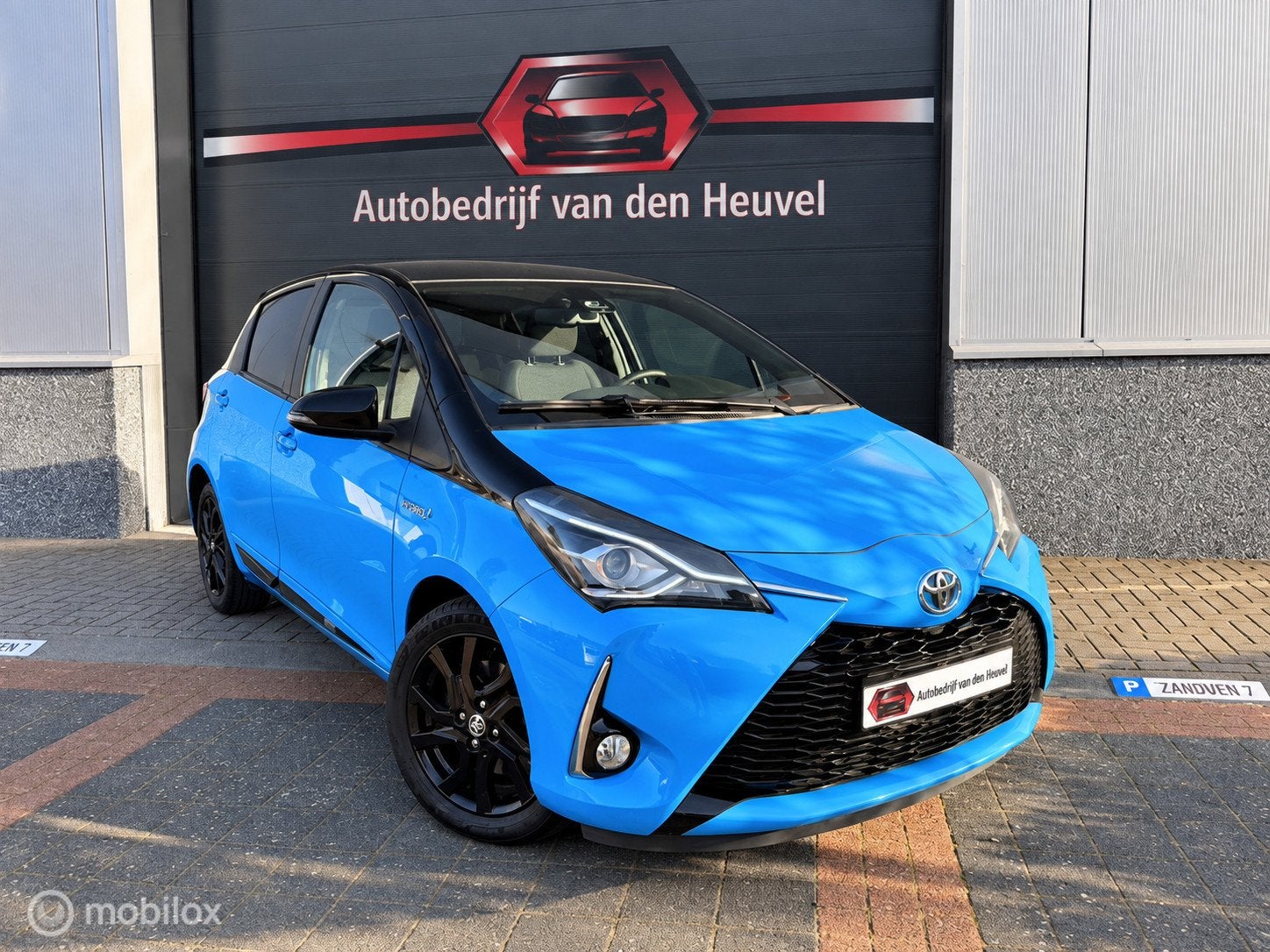 Toyota Yaris 1.5 Hybrid SkyBlue Apple Carplay*, Auto's, Gebruikt, 4 cilinders, Blauw, Verwarmde buitenspiegels