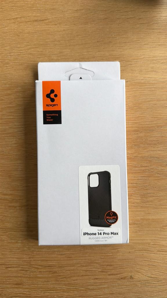 iphone 14 Pro Max Spigen hoesje “Tough Armor”, Ophalen of Verzenden, Zo goed als nieuw, IPhone 14 Pro Max