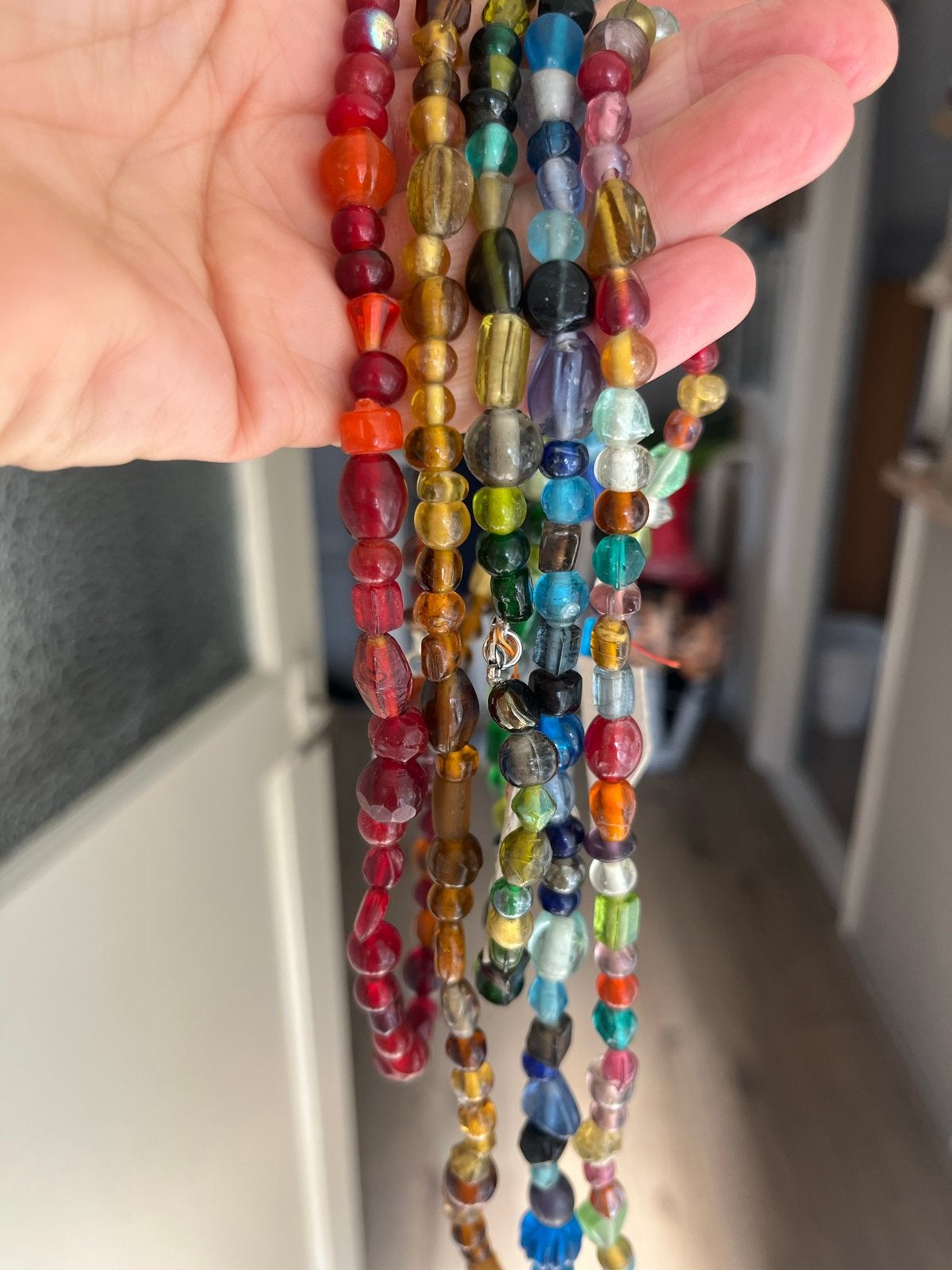 Kettingen van gekleurd glas - Diverse kleuren, Ophalen of Verzenden, Gebruikt, Overige kleuren, Overige materialen