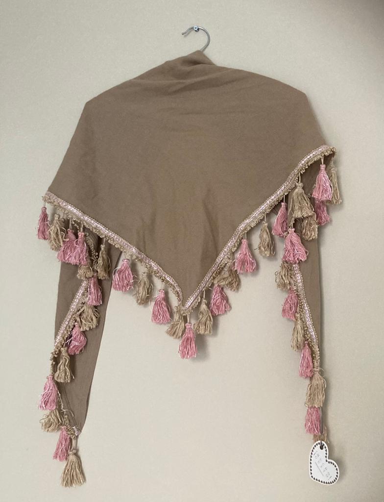 Mucho Gusto sjaaltje beige roze, Kleding | Dames, Ophalen of Verzenden, Zo goed als nieuw, Maat 38/40 (M), Sjaal
