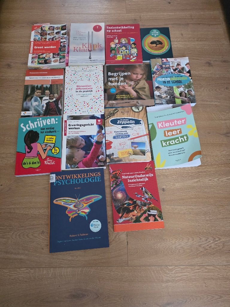 Boeken kleuteropleiding, Ophalen, Beta, Zo goed als nieuw