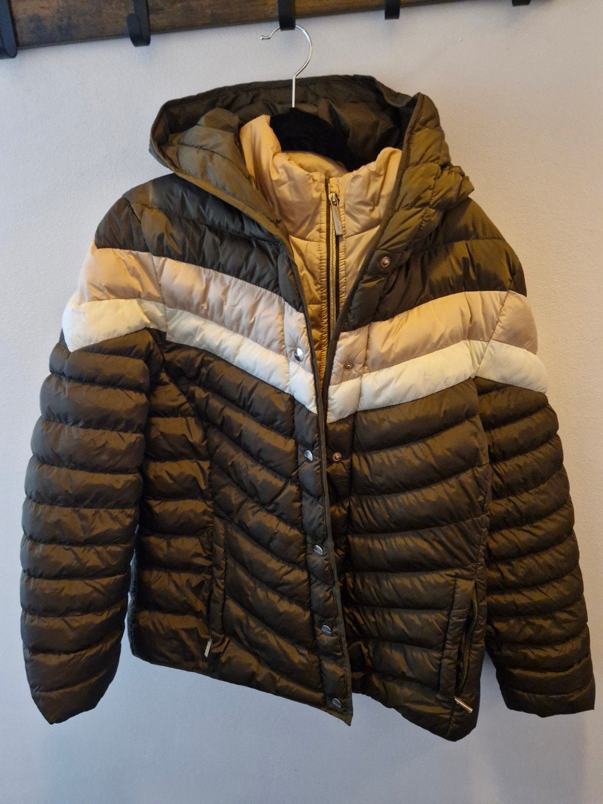 heerlijke warme winterjas, Bruin, Maat 42/44 (L), Ophalen of Verzenden, Zo goed als nieuw