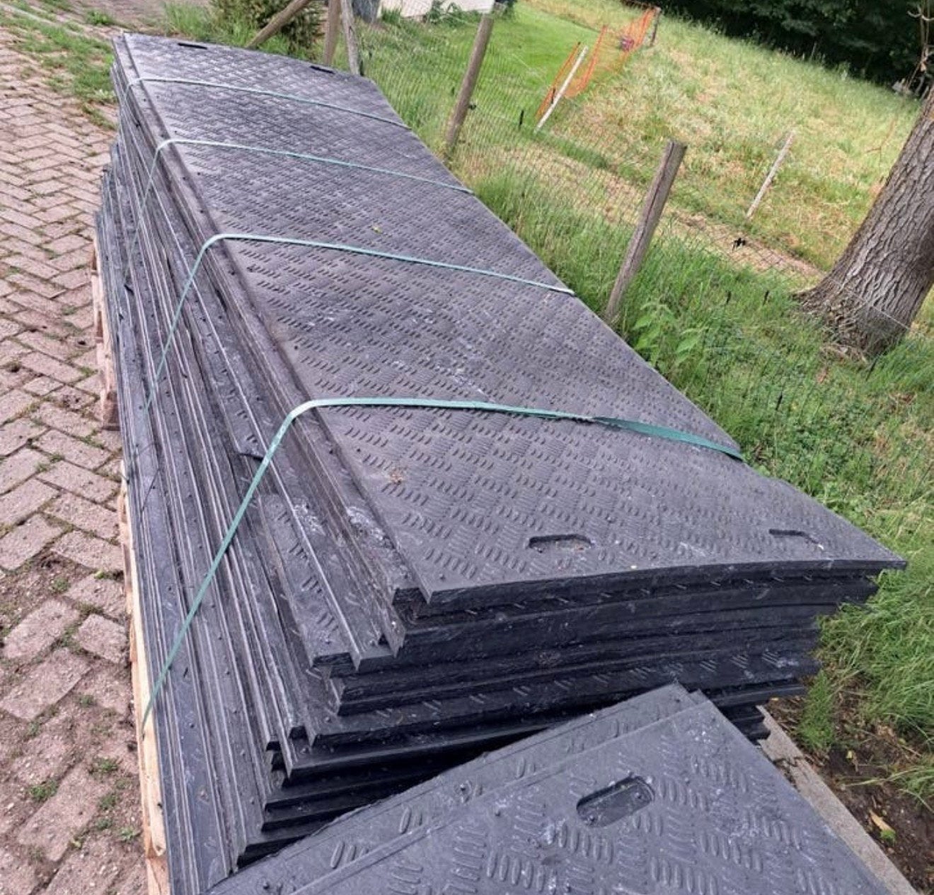 Kunststof rijplaten 300x100 35stuks, Ophalen, Kunststof, Zwart, Overige typen