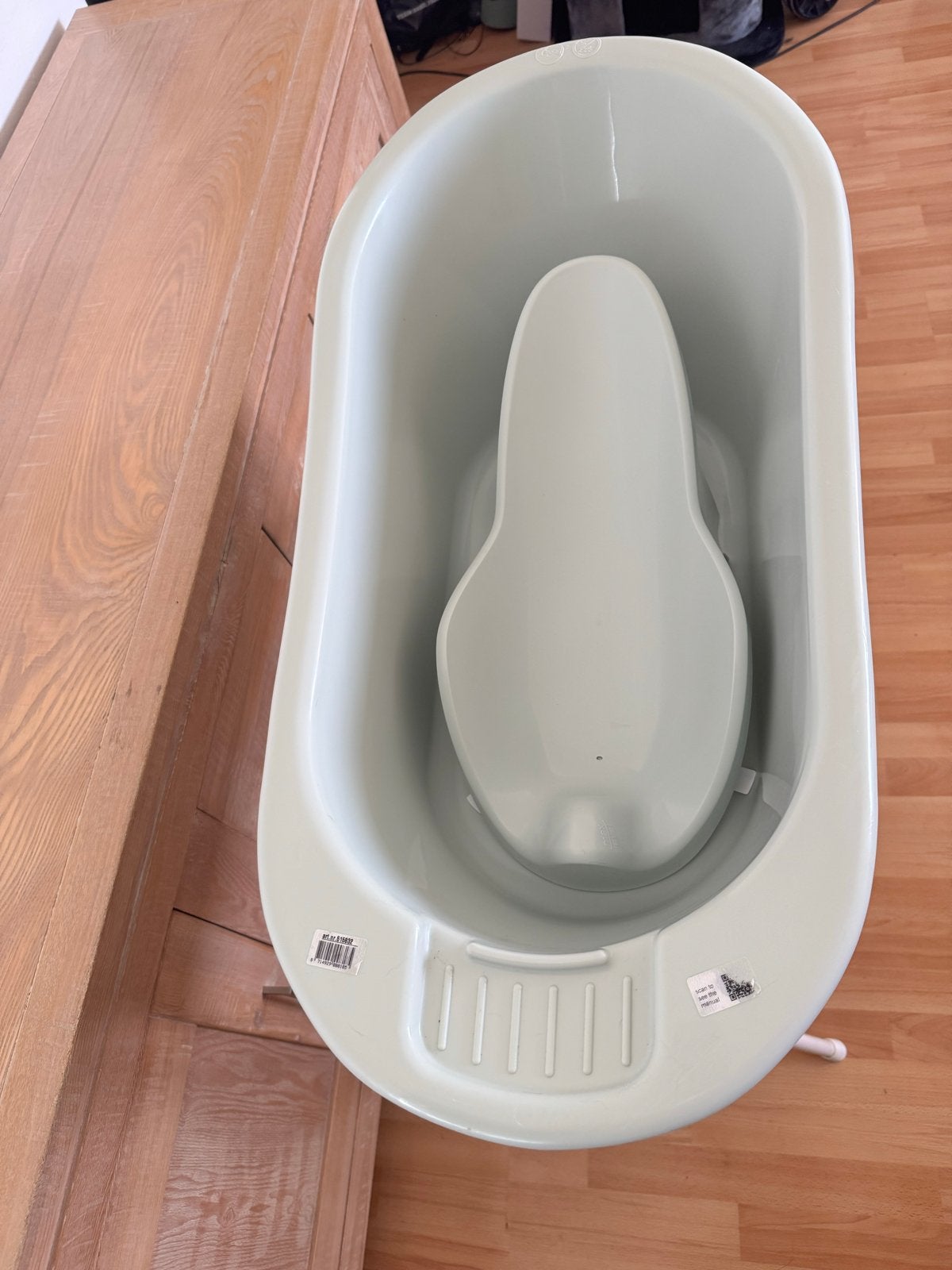Bébé-jou babybadje met standaard en badzitje, Ophalen, Gebruikt, Badje, Bébé-jou