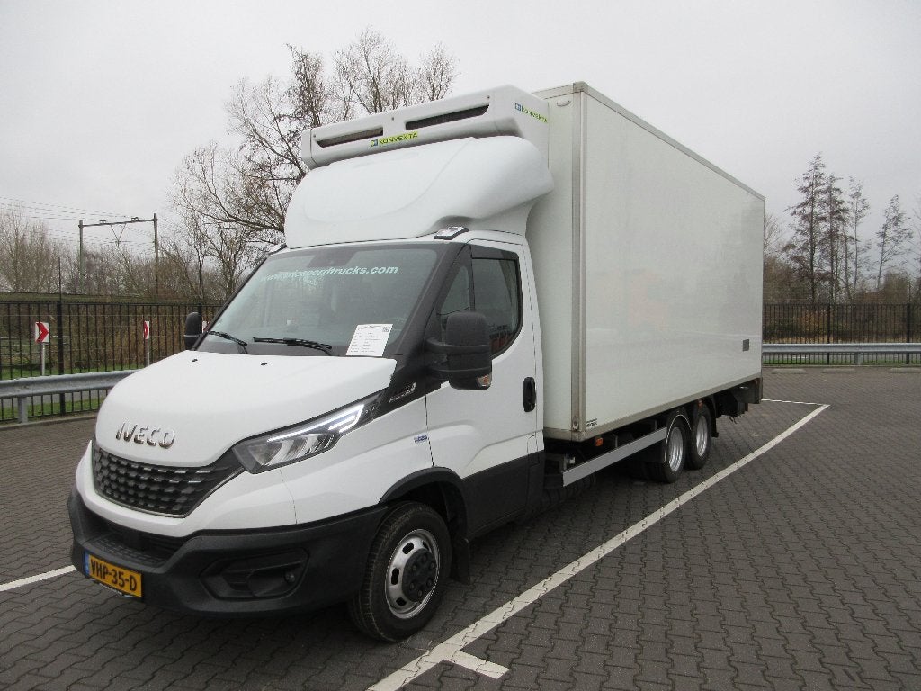 Iveco Daily 40C 2020 (BE Combi), Automaat, Euro 6, Iveco, 179 pk