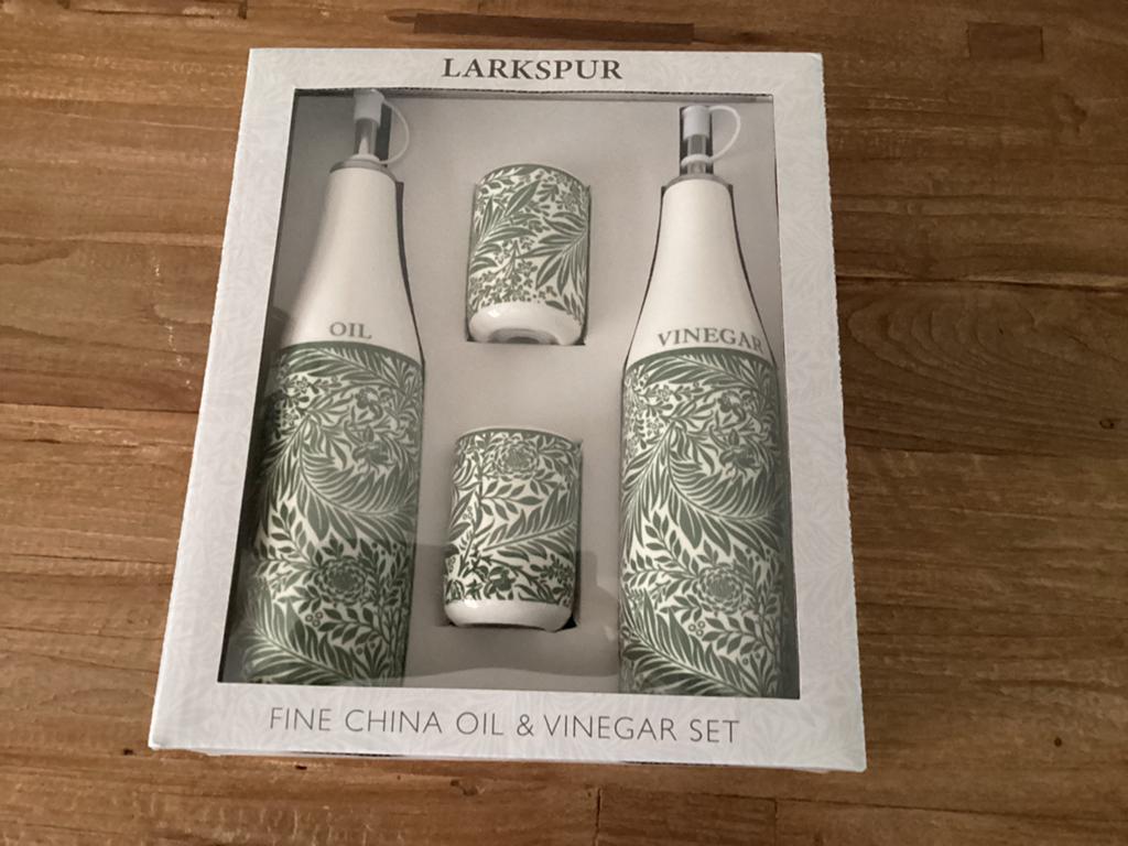 WILLIAM MORRIS nieuwe set, Ophalen of Verzenden, Nieuw
