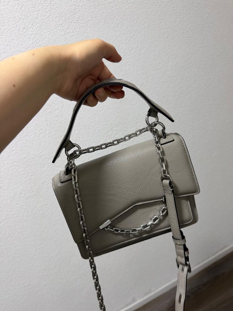 Karl Lagerfeld taupe shoulder bag – excellent condition, Ophalen of Verzenden, Nieuw, Beige, Schoudertasje