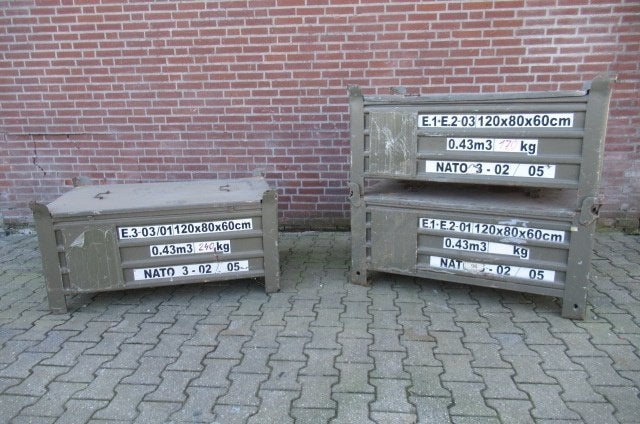 Stalen bak met deksel. NATO. 120 cm x 80 cm x 60 cm, Ophalen, Gebruikt