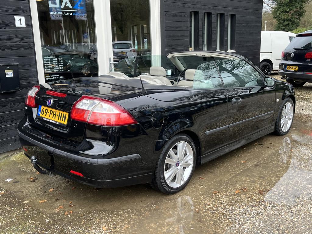 Saab 9-3 Cabrio 1.8t Vector Ecc/Navi/Leer/Pdc/Lm (bj 2004), Auto's, Saab, Voorwielaandrijving, 1998 cc, Gebruikt, Zwart