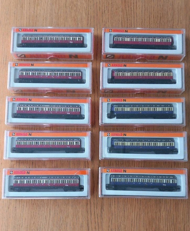 Set van 10 rijtuigen van "Ruhr-Schnellverkehr" DRG (N spoor), Hobby en Vrije tijd, Arnold, Gelijkstroom of Wisselstroom, Wagon