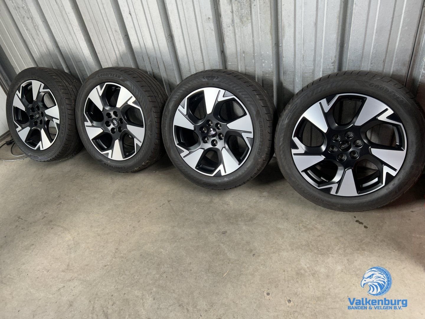 Nieuwe originele Ford Transit Custom II V710 19 inch Asphalt