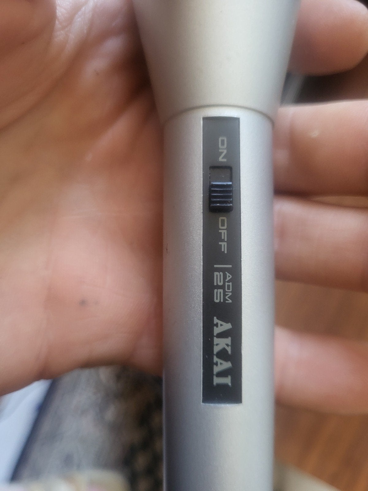 AKAI ADM 25 Microfoon met aan/uit schakelaar, Ophalen of Verzenden