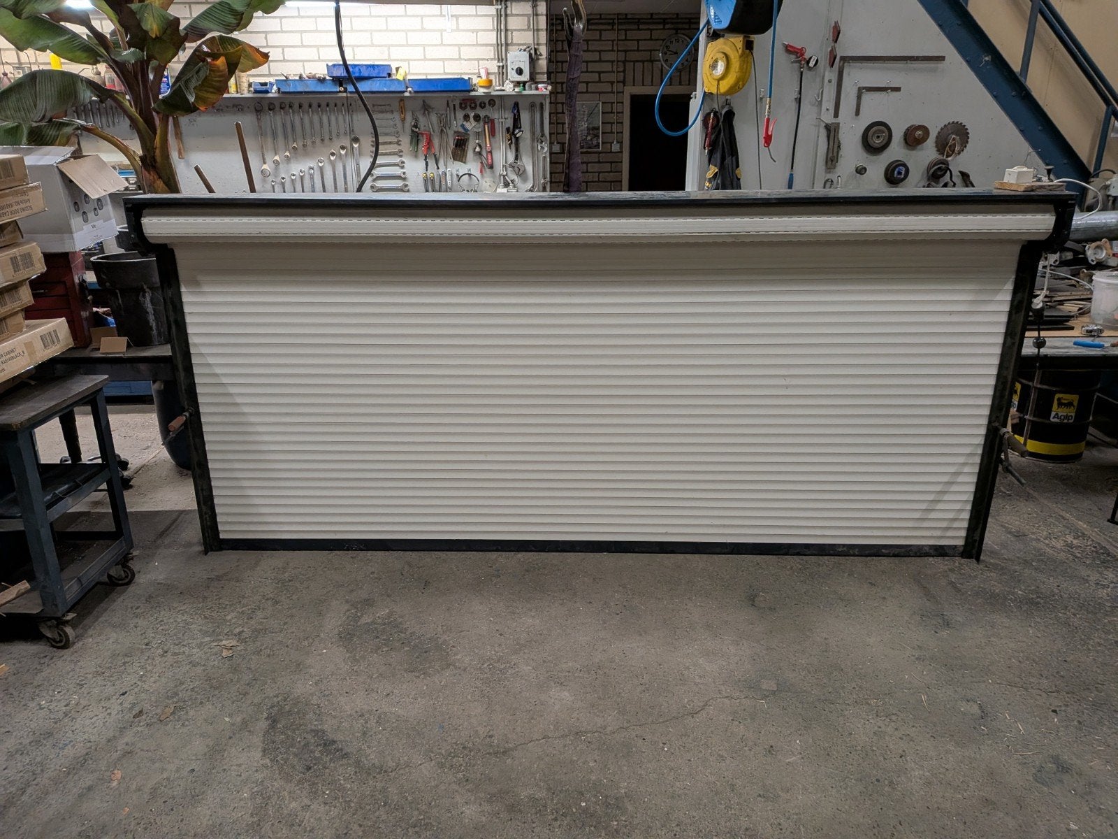 Elektrisch rolluik - 317 cm breed, 145 cm hoog, Doe-het-zelf en Verbouw, Ophalen, Gebruikt, 100 tot 150 cm, 200 cm of meer
