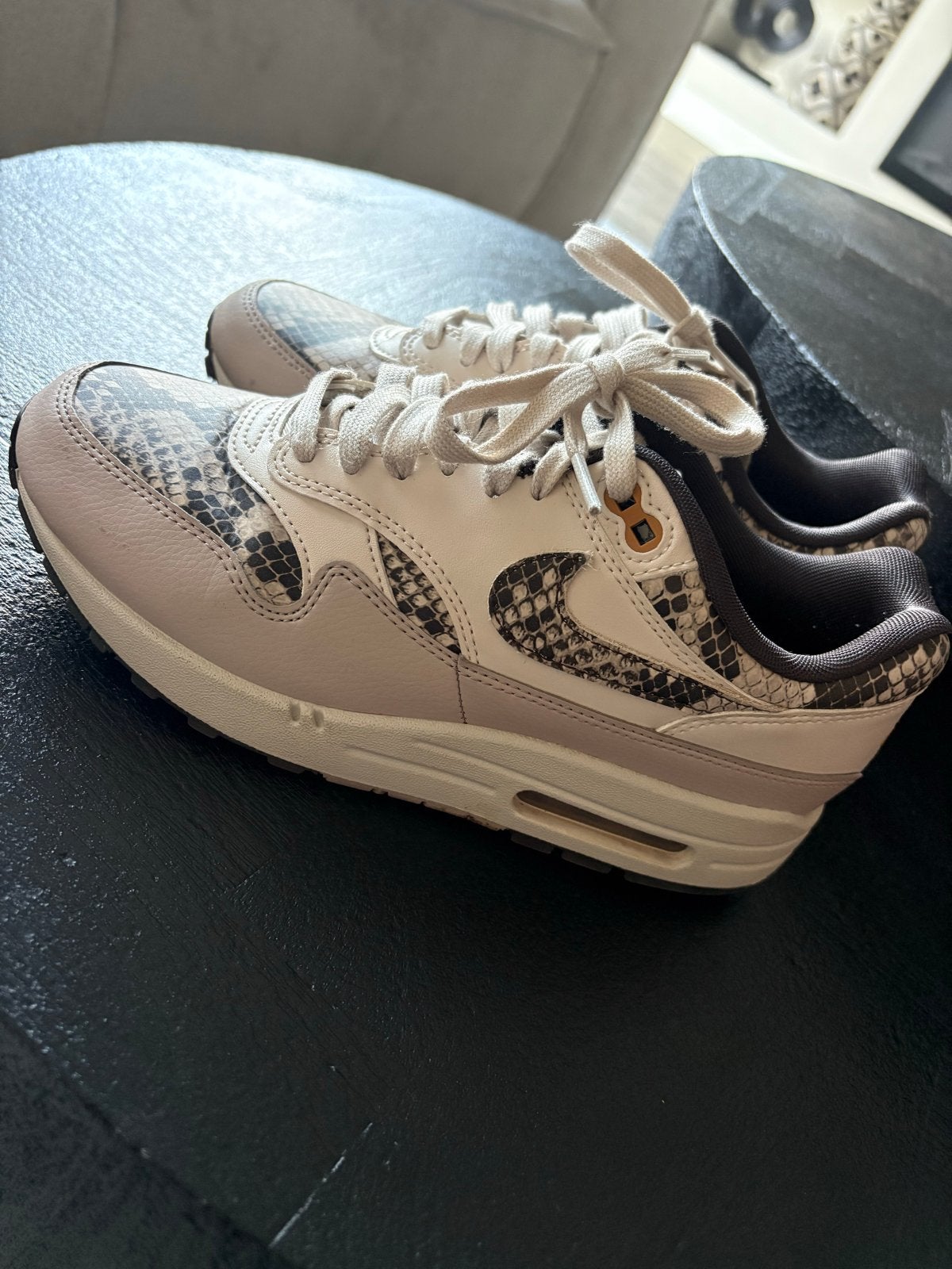Nike Air Max 1 '87 Safari Summit White (W) - Maat 39, Ophalen of Verzenden, Zo goed als nieuw, Wit, Sneakers of Gympen