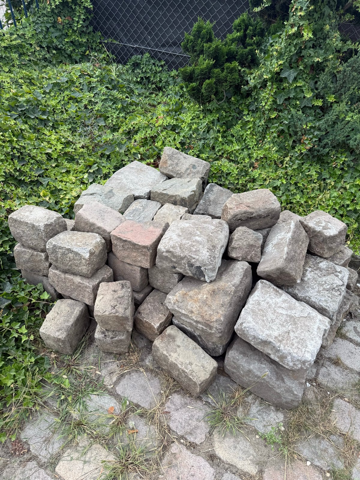 Gebruikte kasseien/kinderkoppen voor tuin of oprit, Ophalen, Gebruikt, Graniet, Kei