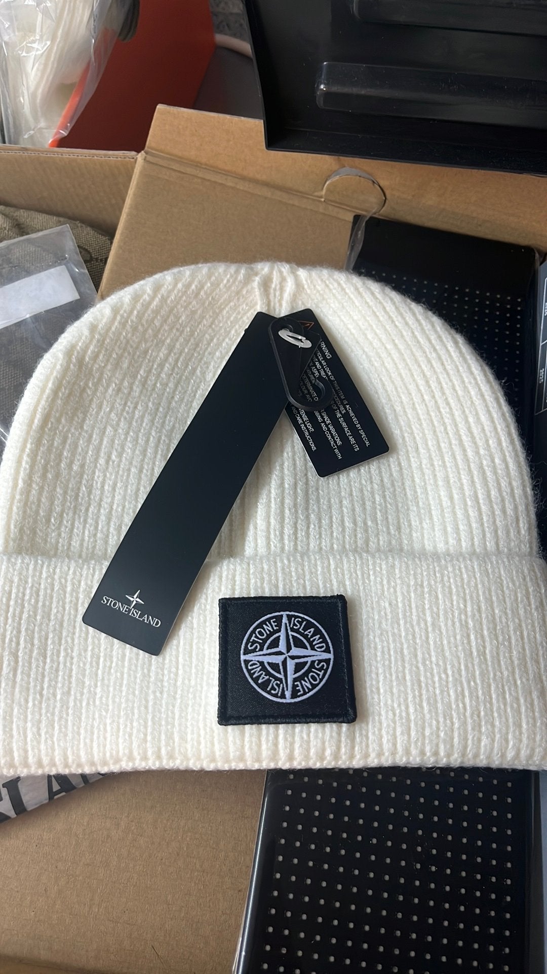 Stone island muts wit, Kleding | Heren, Ophalen of Verzenden, Nieuw, Overige maten, Muts