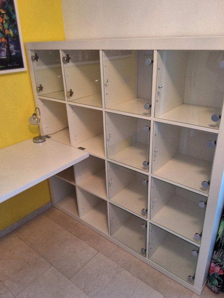 Vakkenkast met glazen inzetten inclusief bureau, Huis en Inrichting, Ophalen, 100 tot 150 cm, 150 tot 200 cm, Zo goed als nieuw