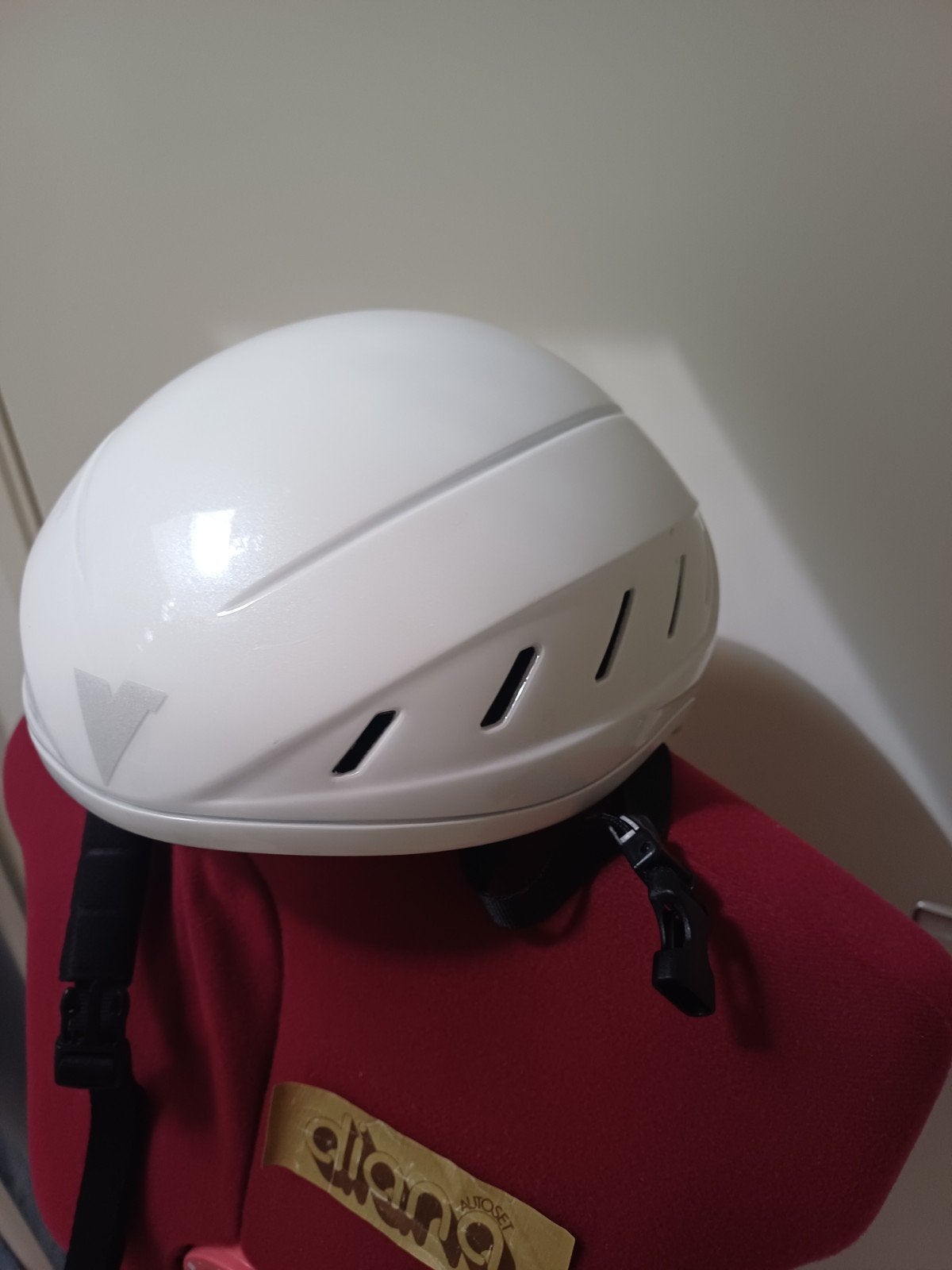 Viking Schaatshelm - Wit, Ophalen of Verzenden, Zo goed als nieuw, Viking