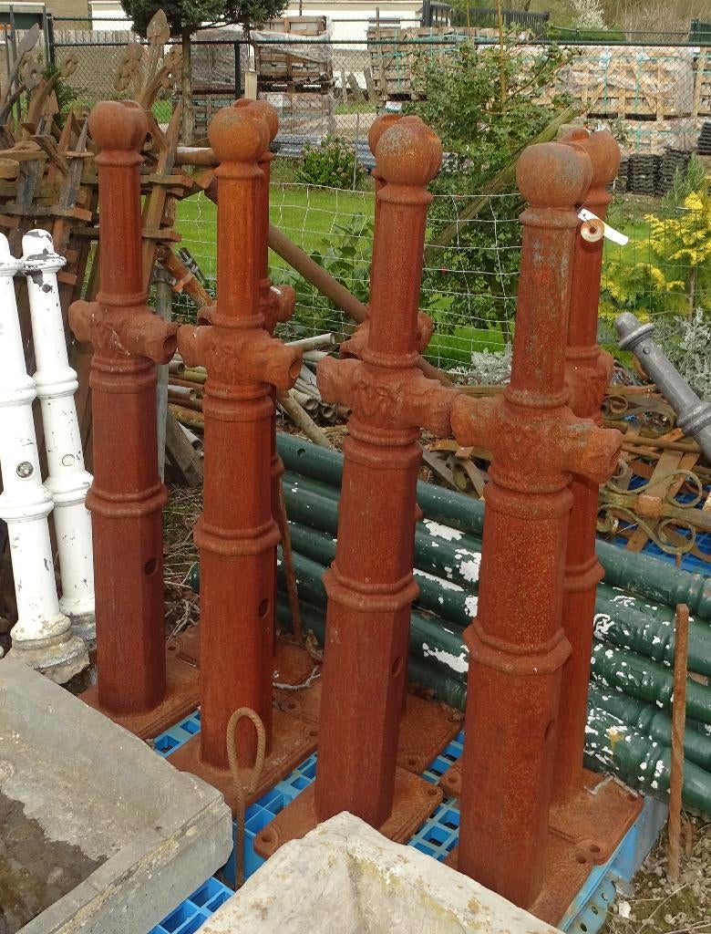 10 gietijzeren palen paal voor hekwerk poortje, Antiek en Kunst, Ophalen