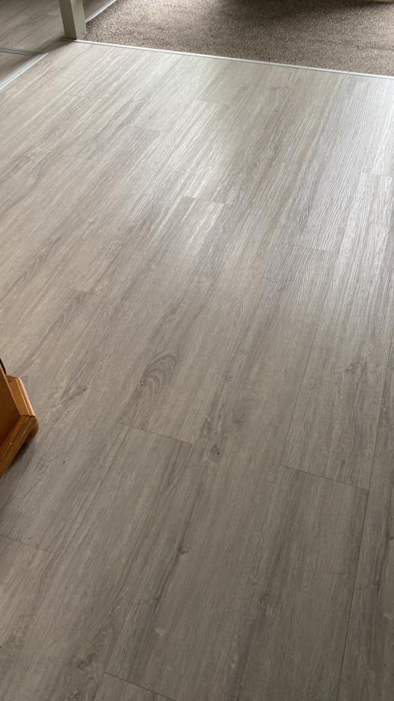 Cando authentic klick vloer - 70m2 - lichtgrijs/wit, Ophalen, Houtstructuur in toplaag, Zo goed als nieuw, Grijs