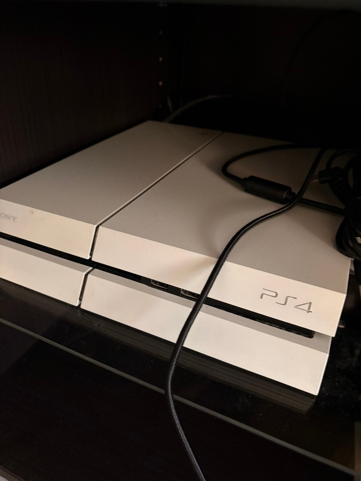 Ps4 met 2 controllers en game headset, Spelcomputers en Games, Spelcomputers | Sony PlayStation 4, Ophalen of Verzenden, Zo goed als nieuw