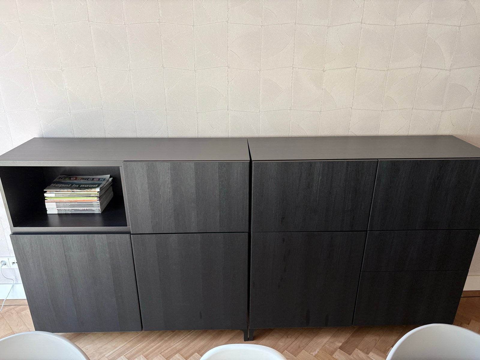 Besta kast zwart, Ophalen, Met lade(s), Zo goed als nieuw, 200 cm of meer