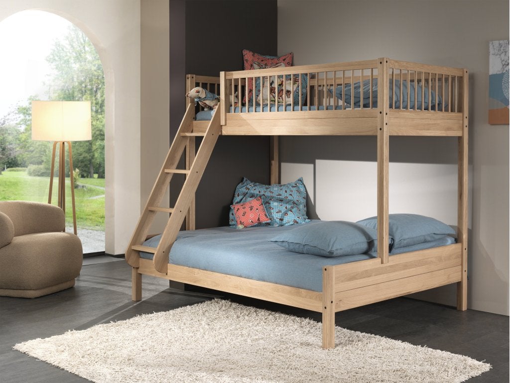 Forrest Oak 3-persoons stapelbed - 90x200 / 140x200 - Massie, Huis en Inrichting, Niet ingevuld, Niet ingevuld, Niet ingevuld