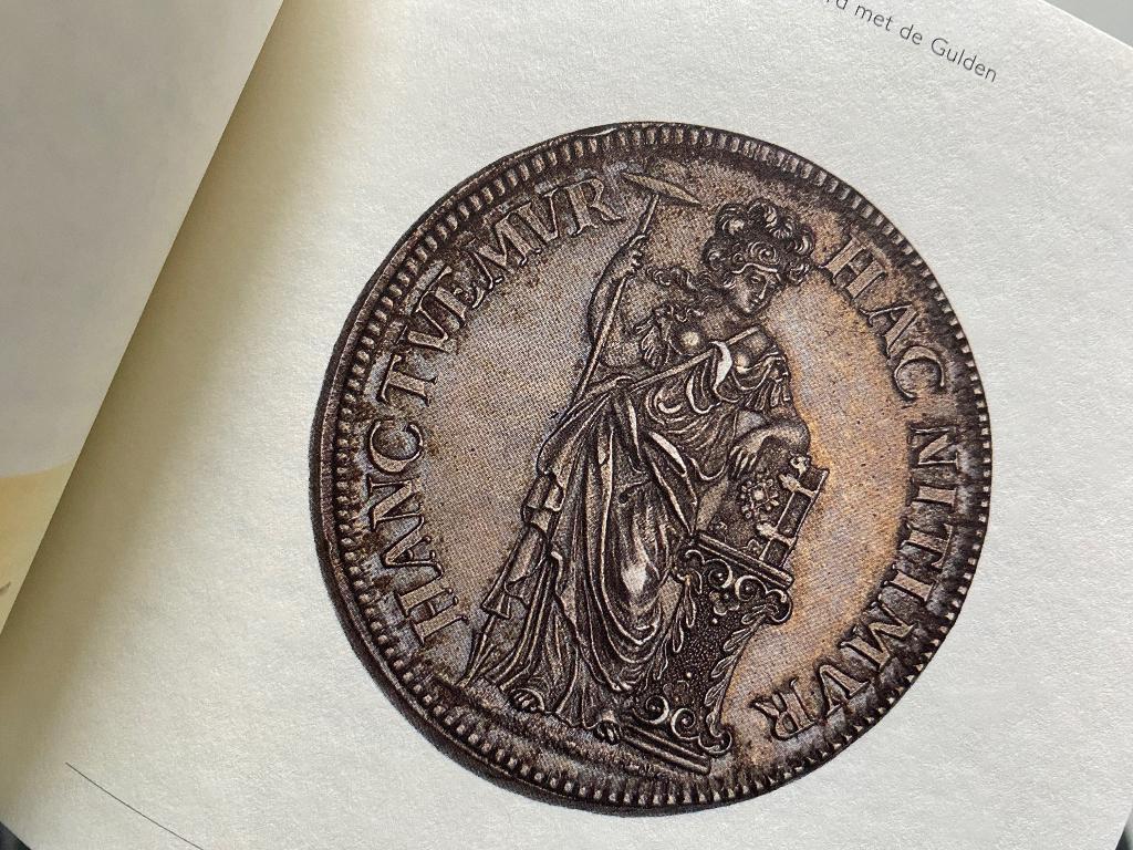 Het is gebeurd met de gulden & Vaarwel gulden, Ophalen of Verzenden, Koningin Beatrix, 1 gulden