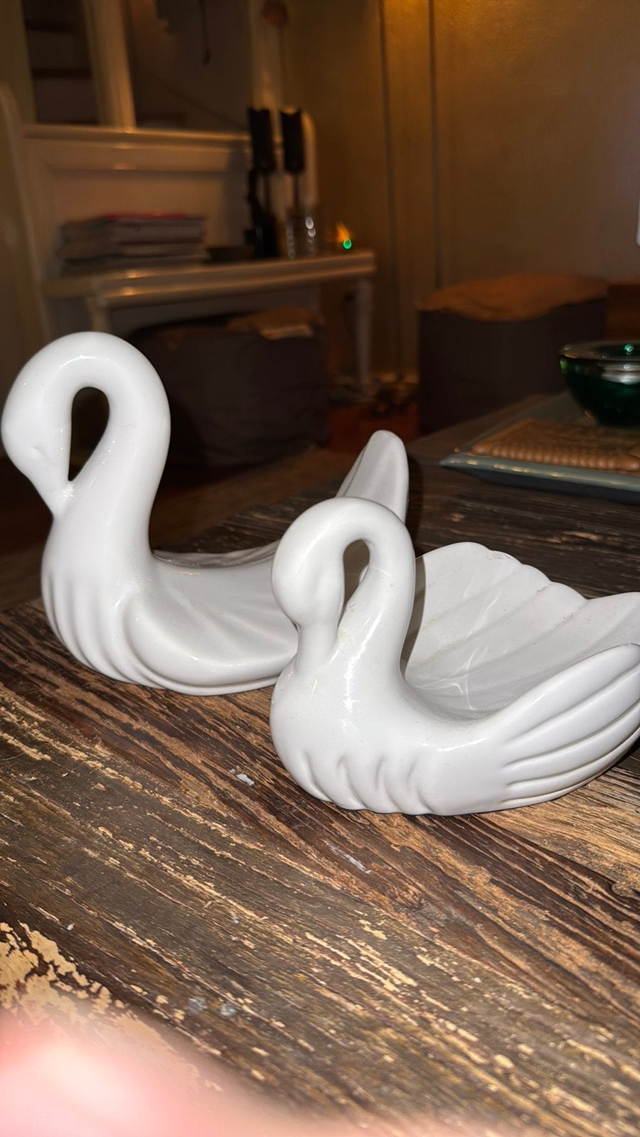Set van twee witte zwanen, Leuk als decoratie, Ophalen of Verzenden, Zo goed als nieuw, Dier
