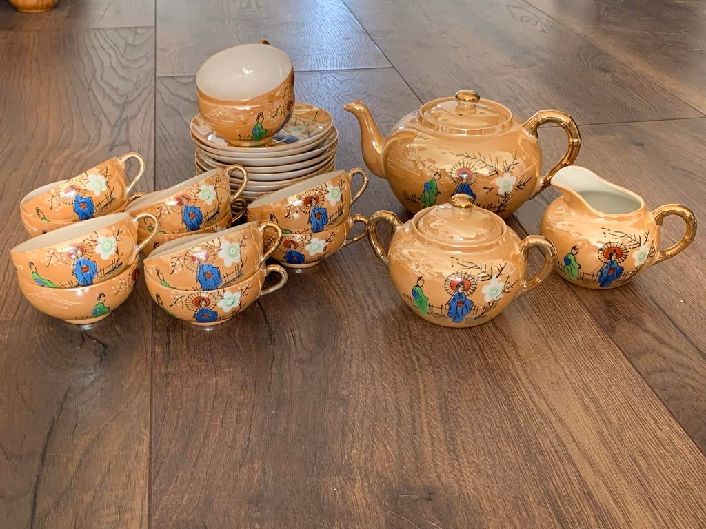 Vintage Chinees Theeserviesje met Geisha Decoratie, Ophalen