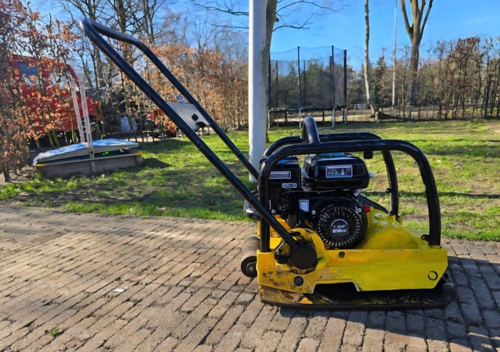 Wacker benzine trilplaat ., Ophalen, Gebruikt