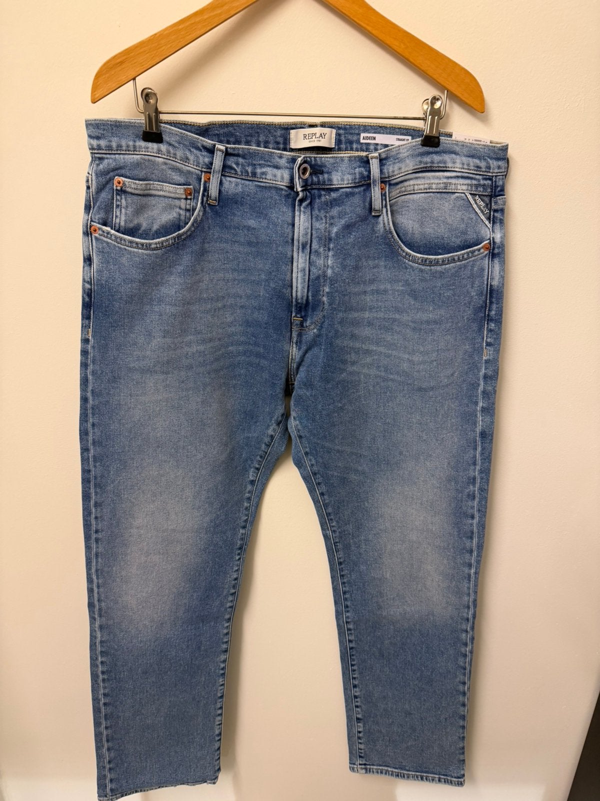 Nieuwe Replay Aideen heren jeans 36-32, Kleding | Heren, Verzenden, Nieuw, Blauw, W36 - W38 (confectie 52/54)