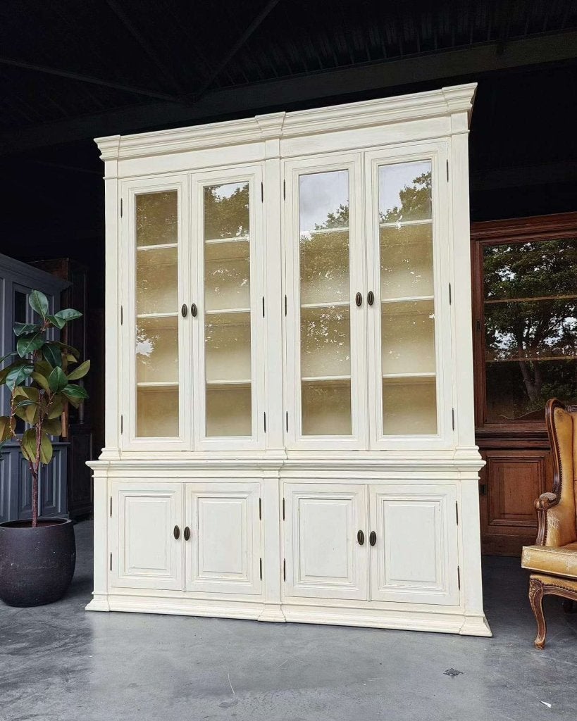 Prachtige klassieke vitrinekast | Witte buffetkast | #6297, Metaal, Gebruikt, Met deur(en), -