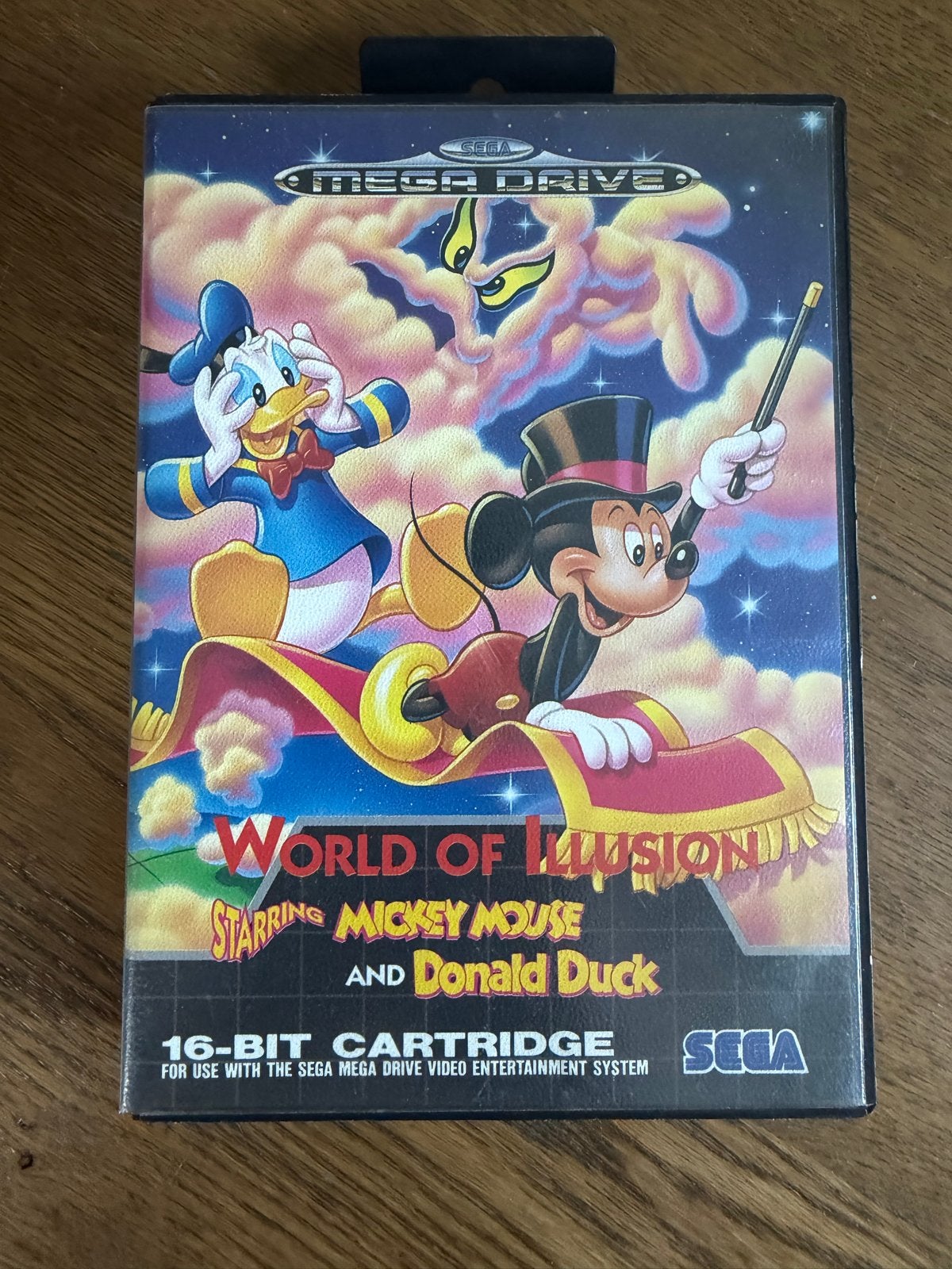 World of Illusion Starring Mickey Mouse and Donald Duck, Spelcomputers en Games, Met games, Mega Drive, Ophalen of Verzenden, Zo goed als nieuw