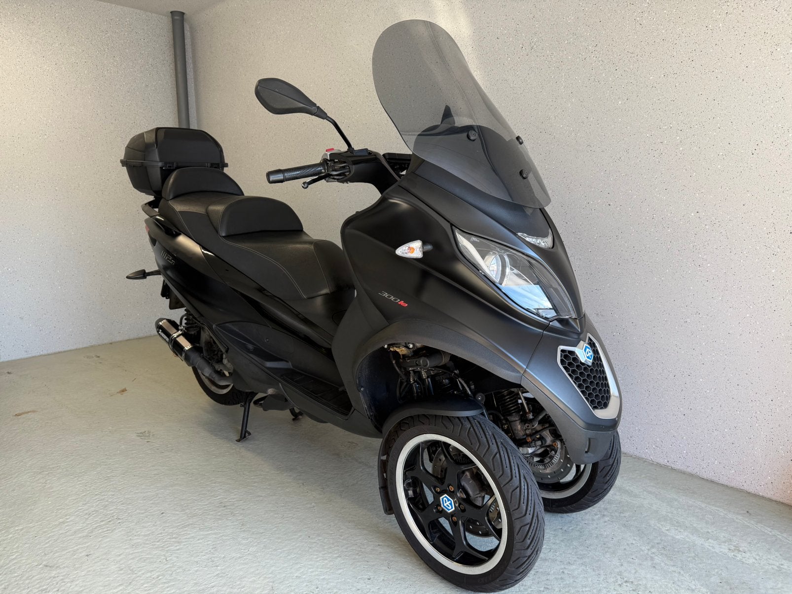 Piaggio MP3 300 Sport Autorijbewij B Carplay Xenon Alarm ABS, Motoren, Scooter, Occasion, ABS, Bedrijf