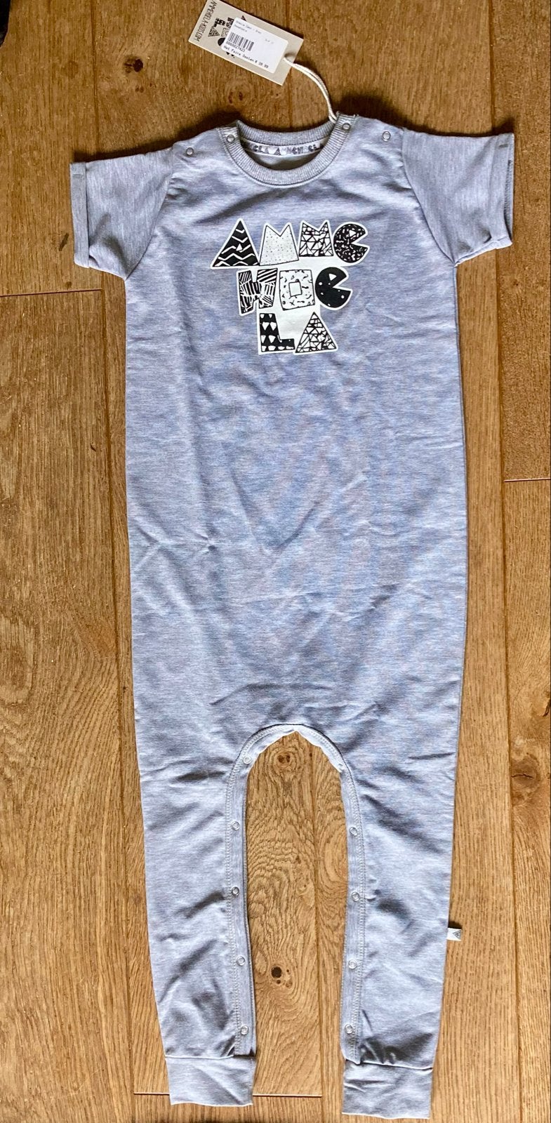 Ammehoela Onesie Zepp - Grijs - Maat 98/104, Ophalen of Verzenden, Nieuw, Jongen of Meisje, Setje