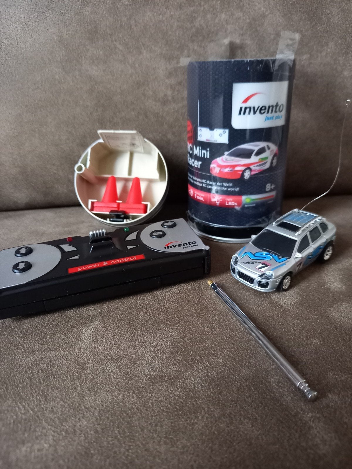 RC mini racer
- Invento
 (Kleine bestuurbare auto), Ophalen of Verzenden, Gebruikt