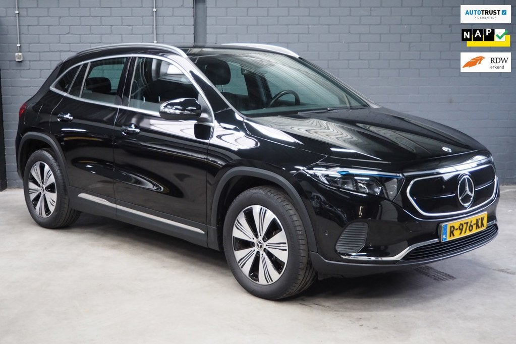 Mercedes-Benz EQA 250 Business Solution Luxury 67 kWh, Auto's, 1940 kg, Gebruikt, 750 kg, 190 pk