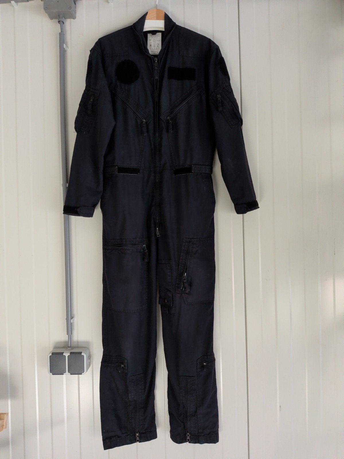 Vliegoverall flight suit maat 48-50, Ophalen