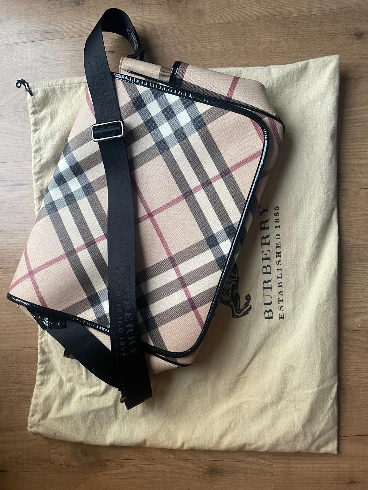 Burberry luiertas met iconisch ruitpatroon, Ophalen, Gebruikt, Overige typen