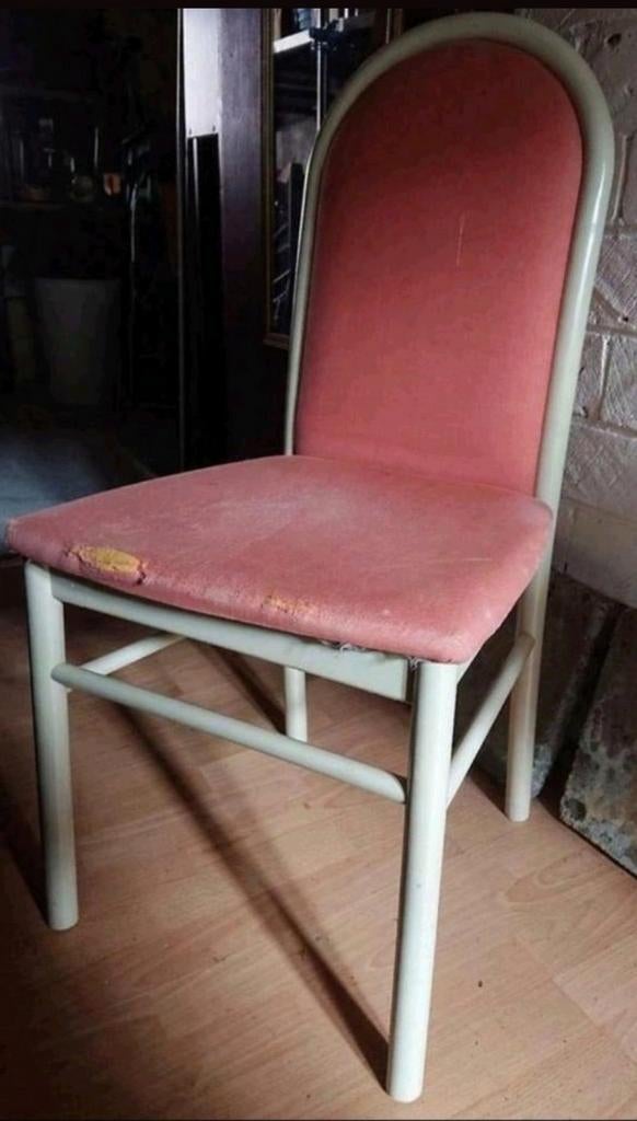 Zes gebruikte eetkamerstoelen (wit), Ophalen