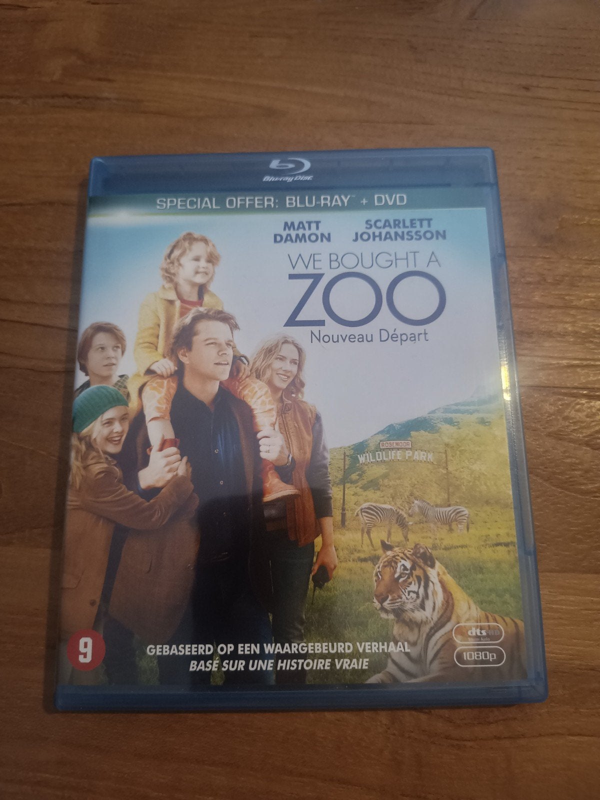 We Bought a Zoo - Blu-ray + DVD, Ophalen of Verzenden, Zo goed als nieuw
