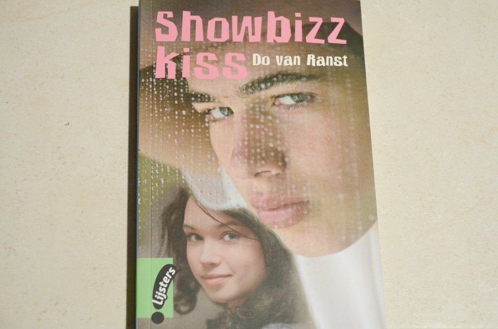 Vroege lijsters: Showbizzkiss / Do van Ranst   , Ophalen of Verzenden, Zo goed als nieuw, Fictie