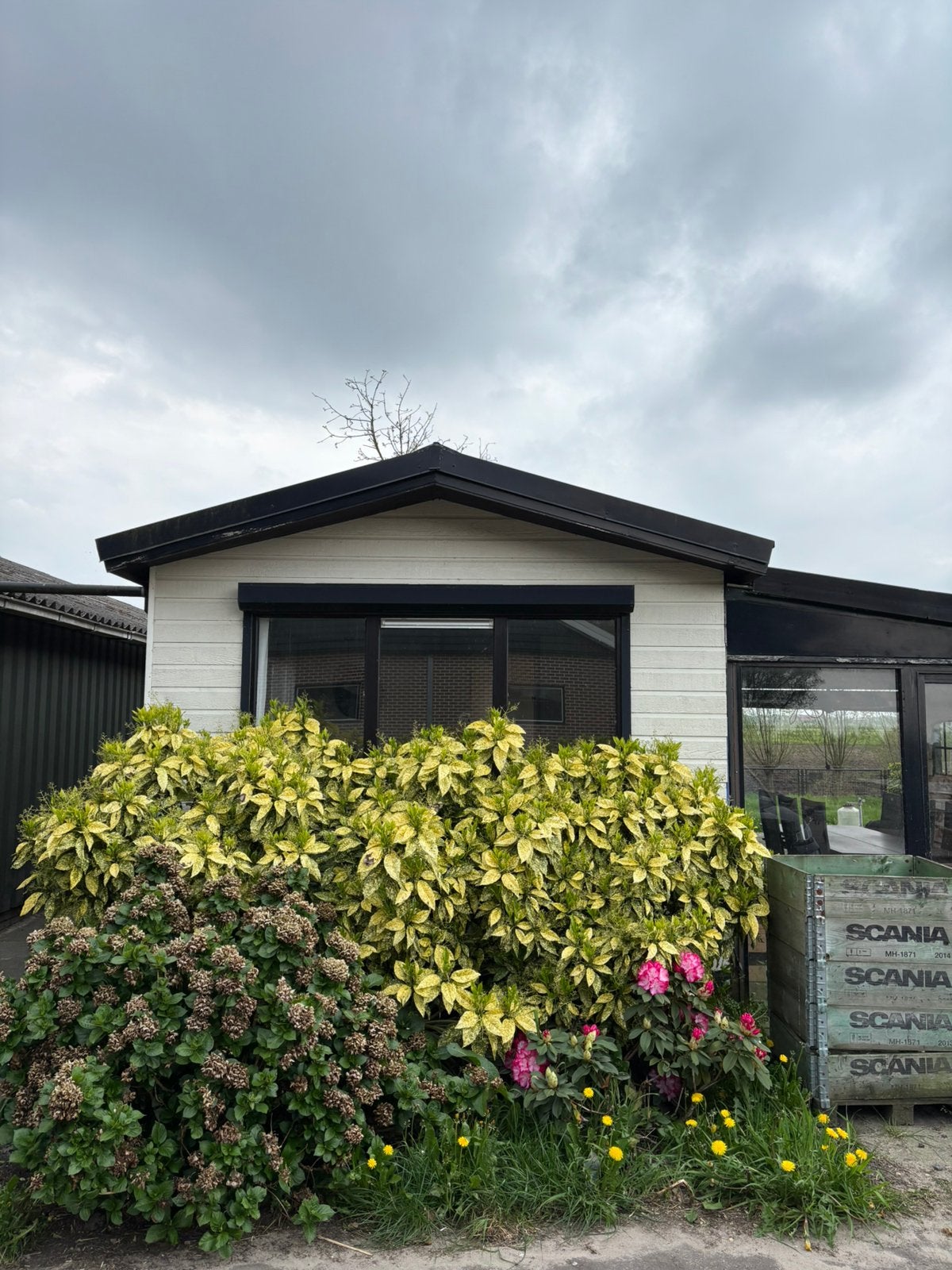 Chalet zonder staanplaats, Ophalen, Zo goed als nieuw, 3 ramen of meer