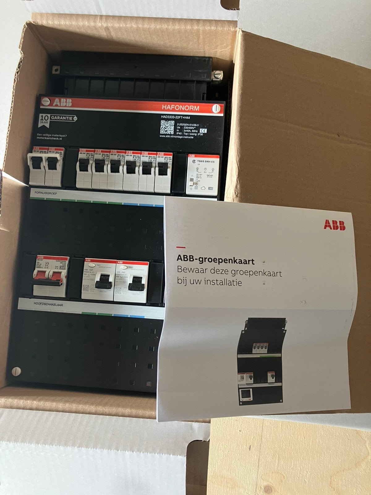 Nieuwe abb 1 fase meterkast met 8 groepen en met kookgroep, Ophalen of Verzenden, Nieuw, Overige typen