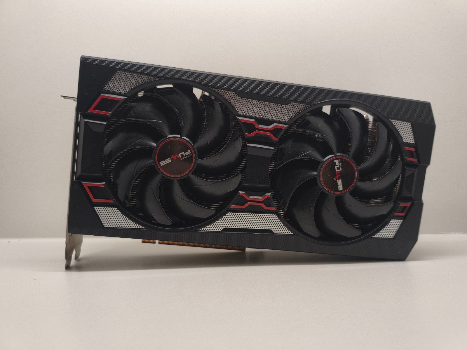 AMD Radeon Sapphire Pulse RX 5600 XT 6GB, Computers en Software, GDDR6, PCI-Express 4, Ophalen of Verzenden, Zo goed als nieuw
