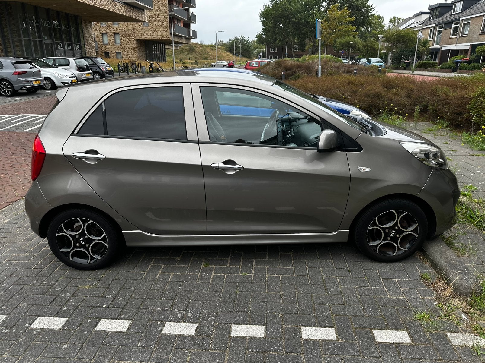 Kia Picanto 1.0 | 5-DRS 2014 | 1e eigenaar | 174.877 km, Voorwielaandrijving, 400 kg, Origineel Nederlands, 24 km/l