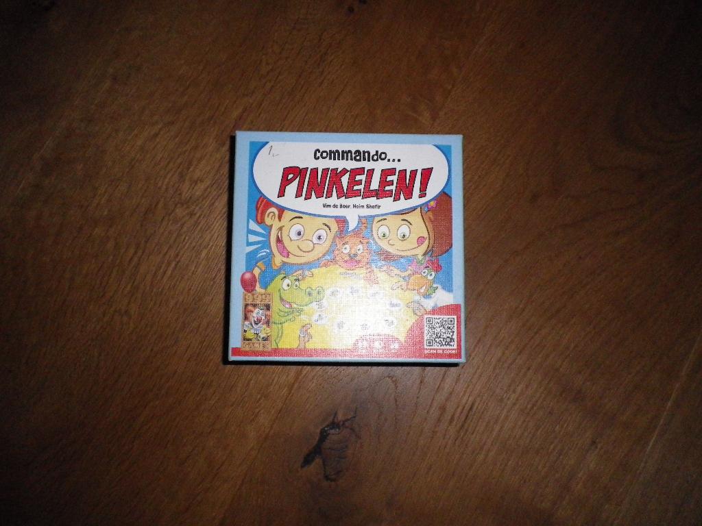 Pinkelen 999 spel, Ophalen of Verzenden, Zo goed als nieuw, 999 games