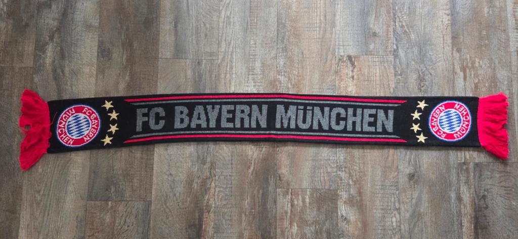 Sjaal Bayern Munchen, Ophalen of Verzenden, Zo goed als nieuw, Buitenlandse clubs, Vaantje of Sjaal