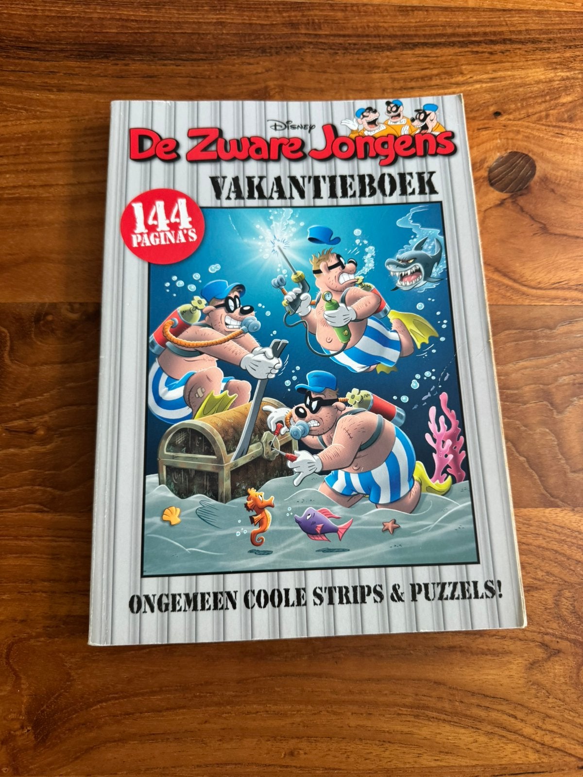 De Zware Jongens Vakantieboek 2017, Eén comic, Ophalen of Verzenden, Gelezen, Europa